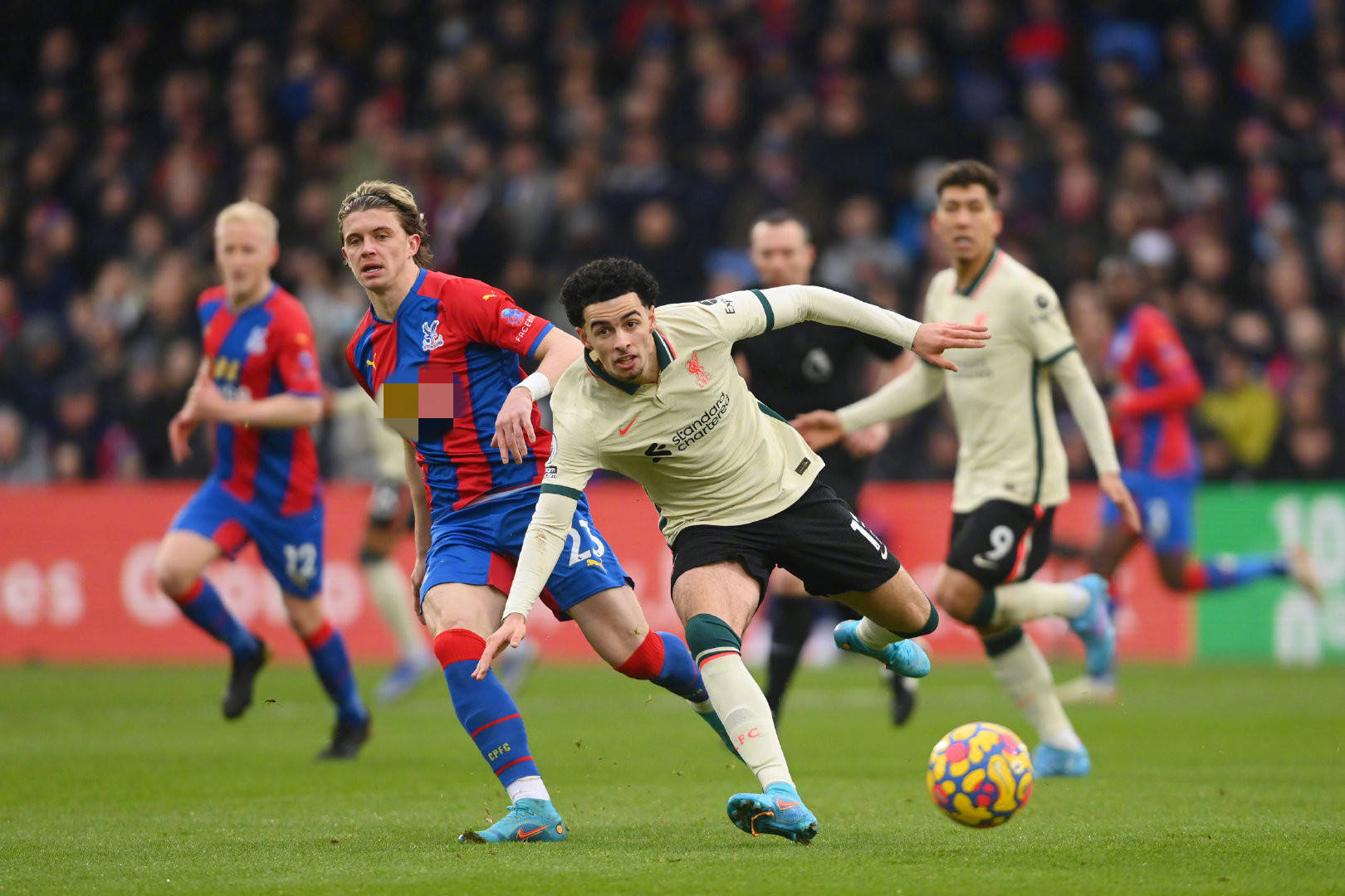 年轻才俊对 年轻才俊对